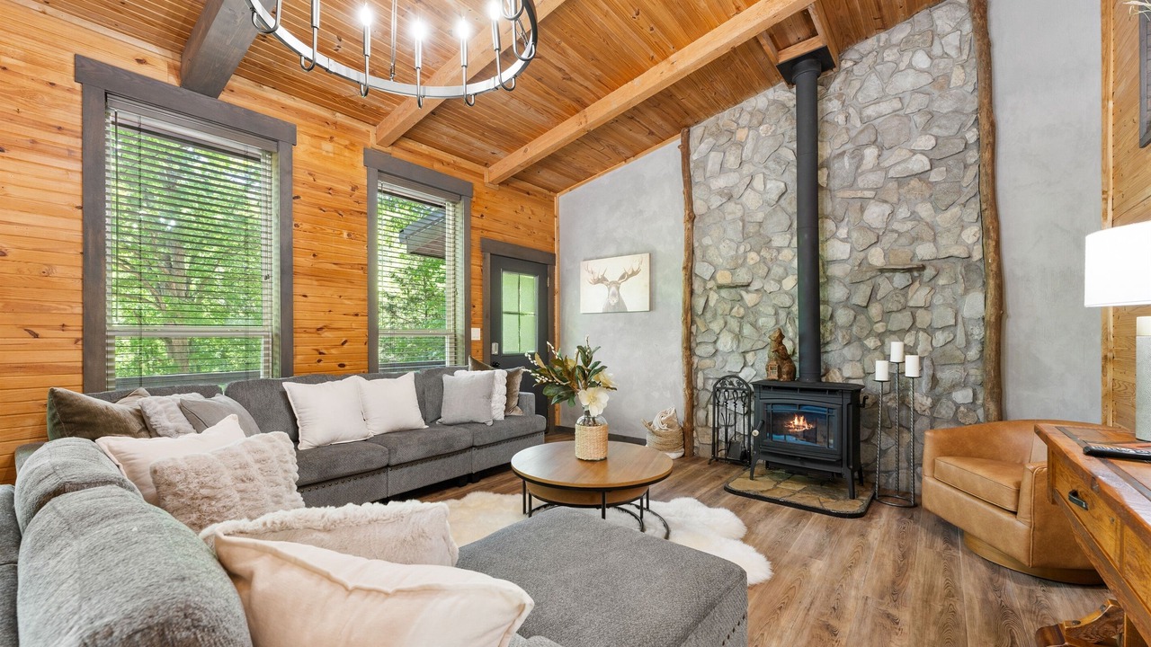 Photo of Livingroom in Marshall
