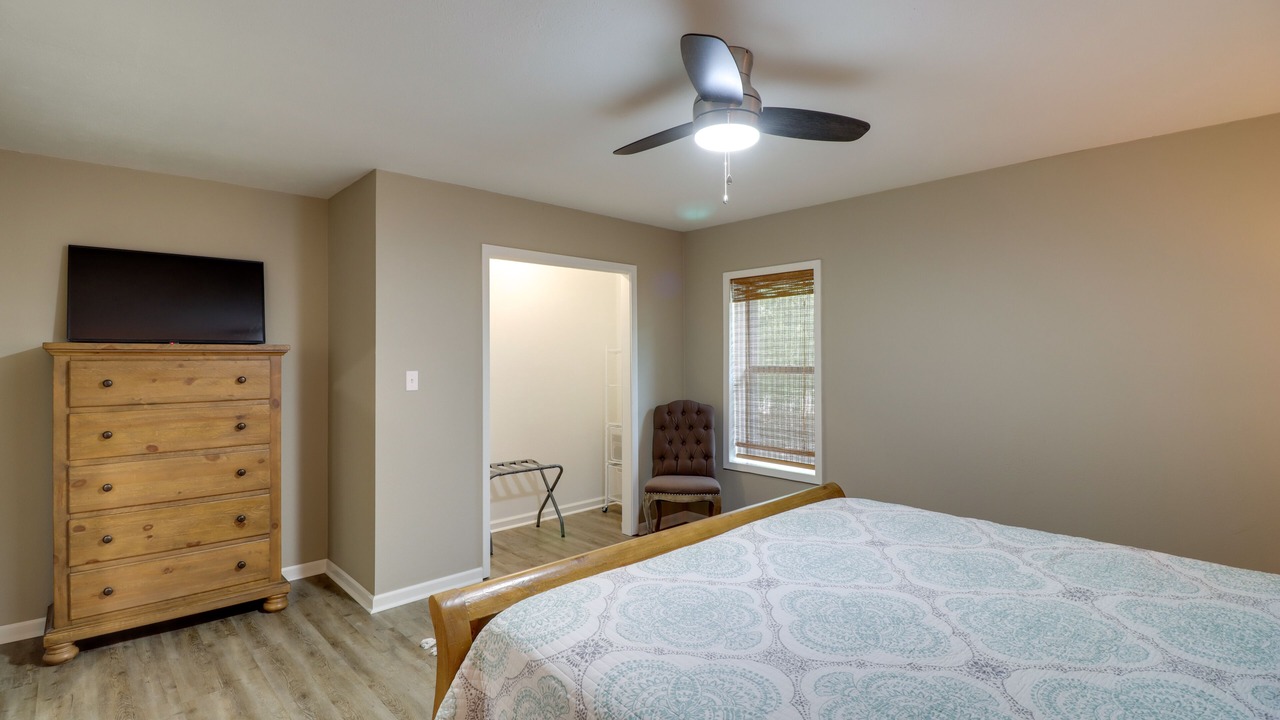 Photo of Bedroom in Greers Ferry