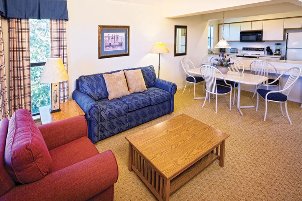 Photo of Livingroom in Fairfield Bay