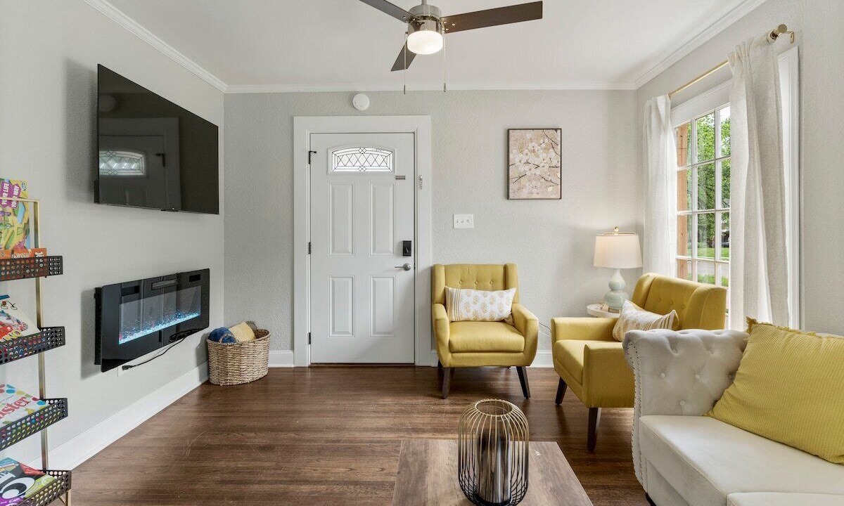 Photo of Livingroom in Tulsa
