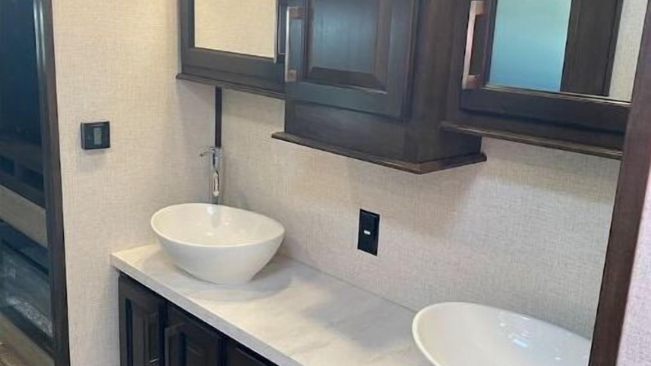 Photo of Bathroom in Castalian Springs