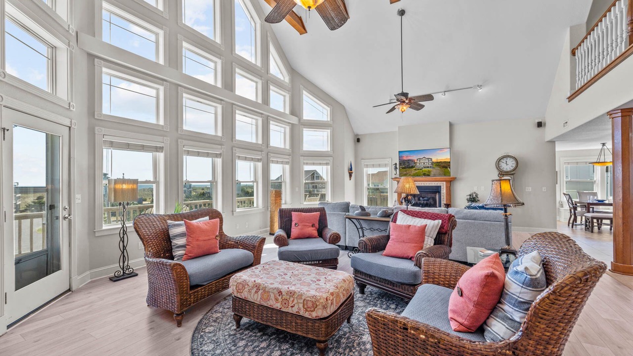Photo of Bedroom in Waves