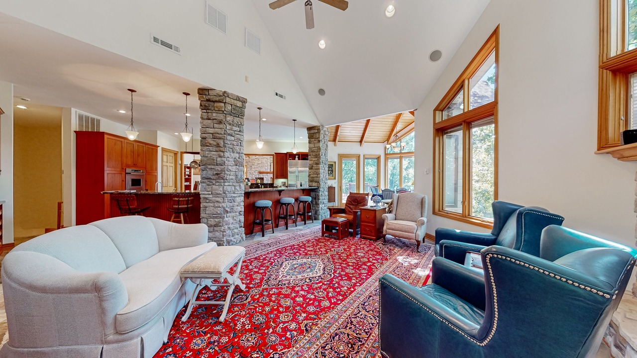 Photo of Livingroom in Eureka Springs