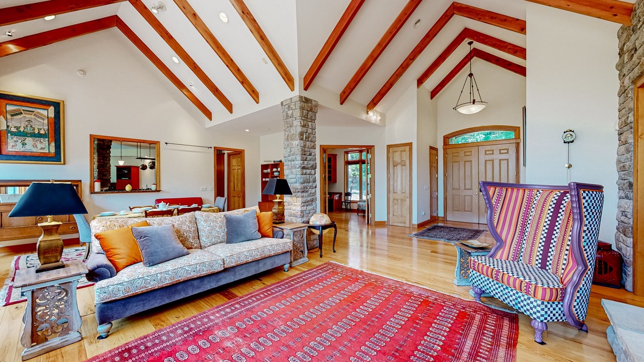 Photo of Livingroom in Eureka Springs