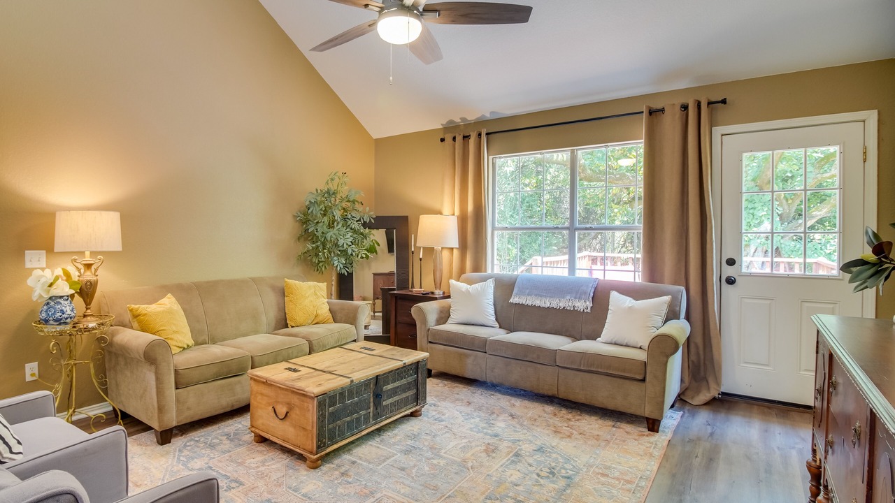 Photo of Livingroom in Fayetteville