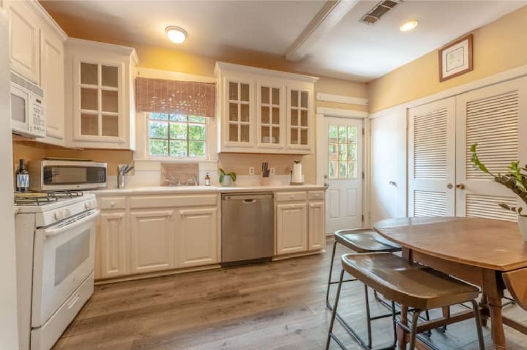 Photo of Kitchen in Highlands - Perkins