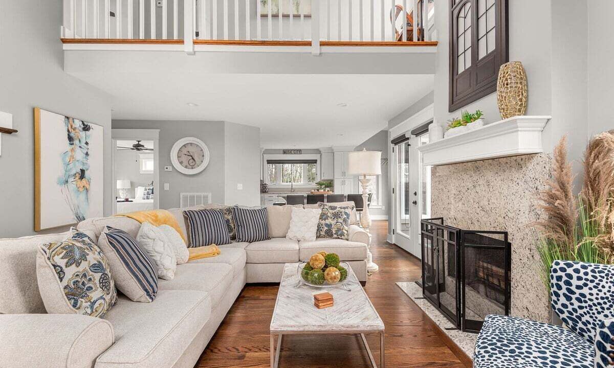 Photo of Livingroom in Pegram