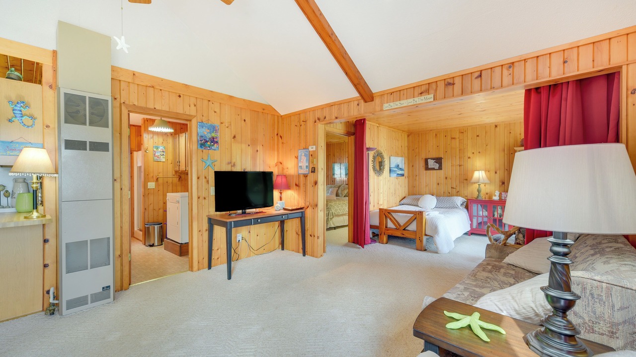 Photo of Bedroom in Chetek