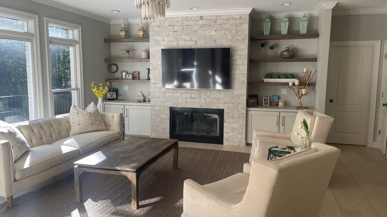 Photo of Livingroom in Burney Branch