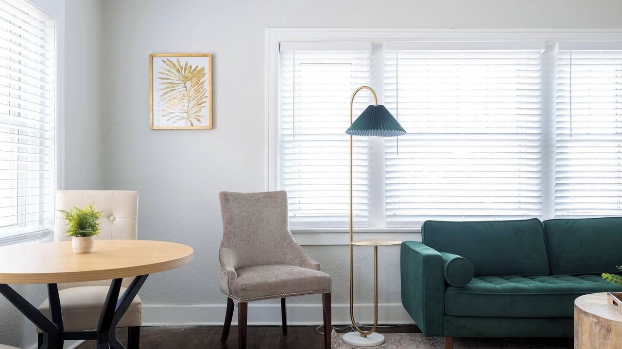 Photo of Livingroom in Central Hyde Park