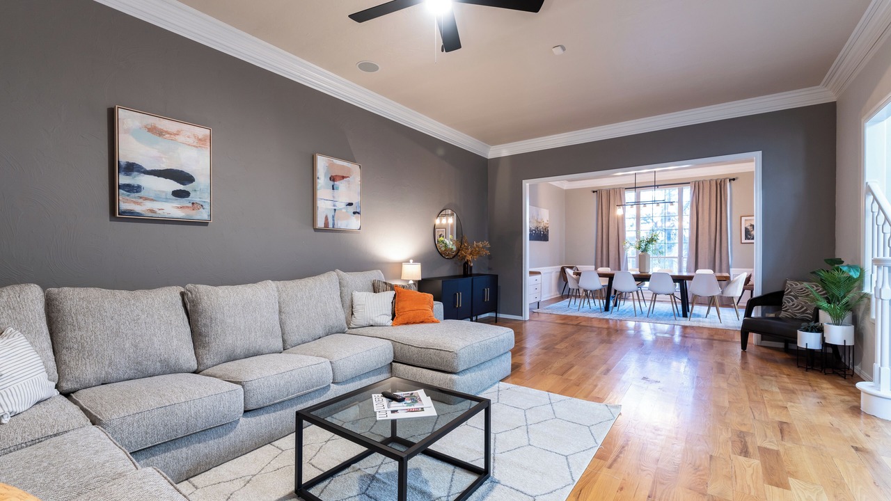Photo of Livingroom in Remington