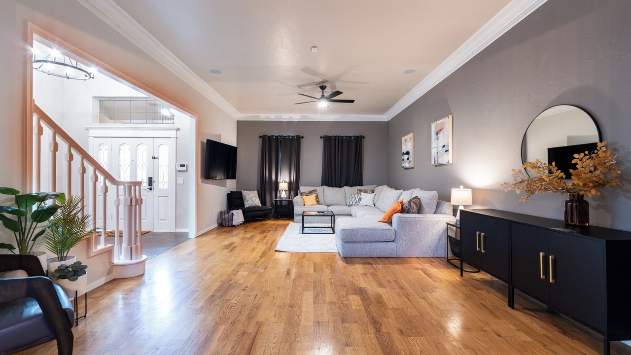 Photo of Livingroom in Remington