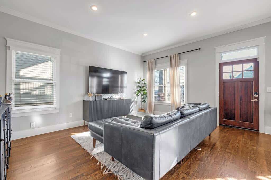 Photo of Bedroom in The Nations