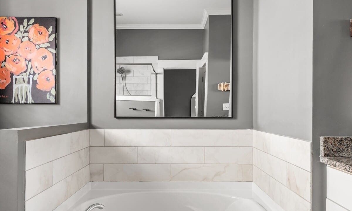 Photo of Bathroom in The Nations