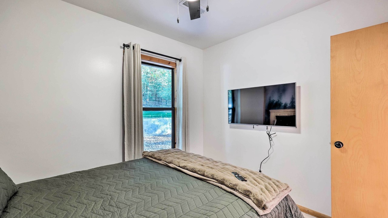 Photo of Bedroom in Rogers