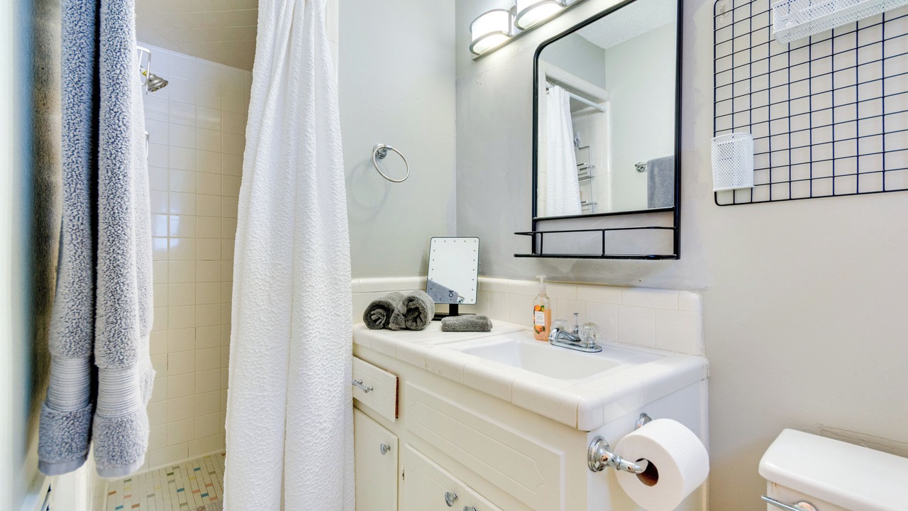 Photo of Bathroom in Reservoir