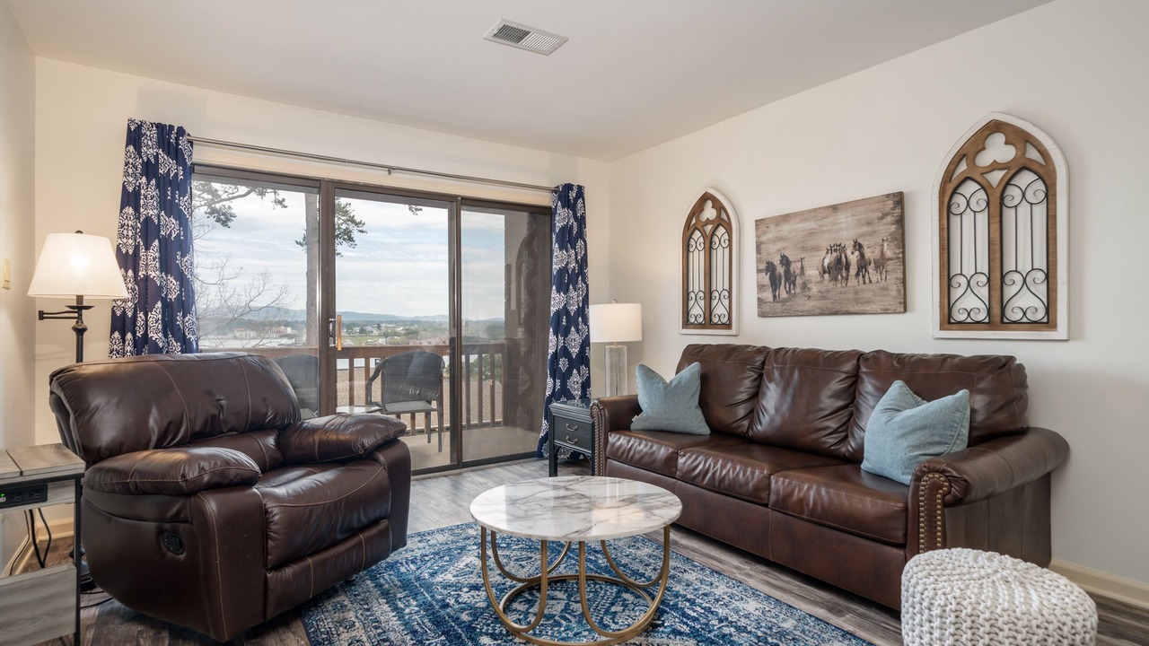 Photo of Livingroom in Lake Hamilton