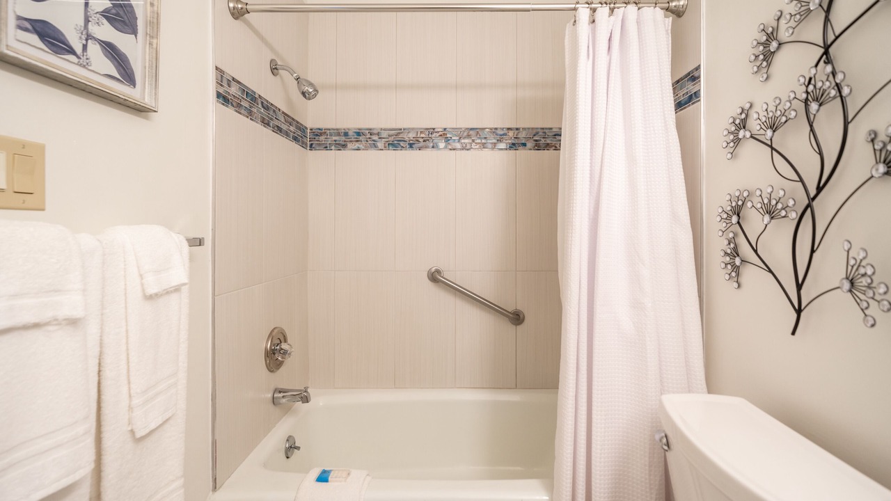 Photo of Bathroom in Lake Hamilton