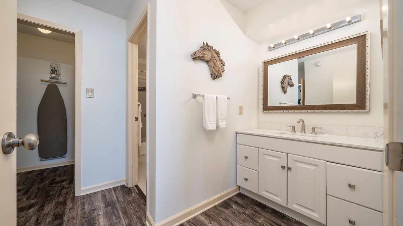 Photo of Bathroom in Lake Hamilton