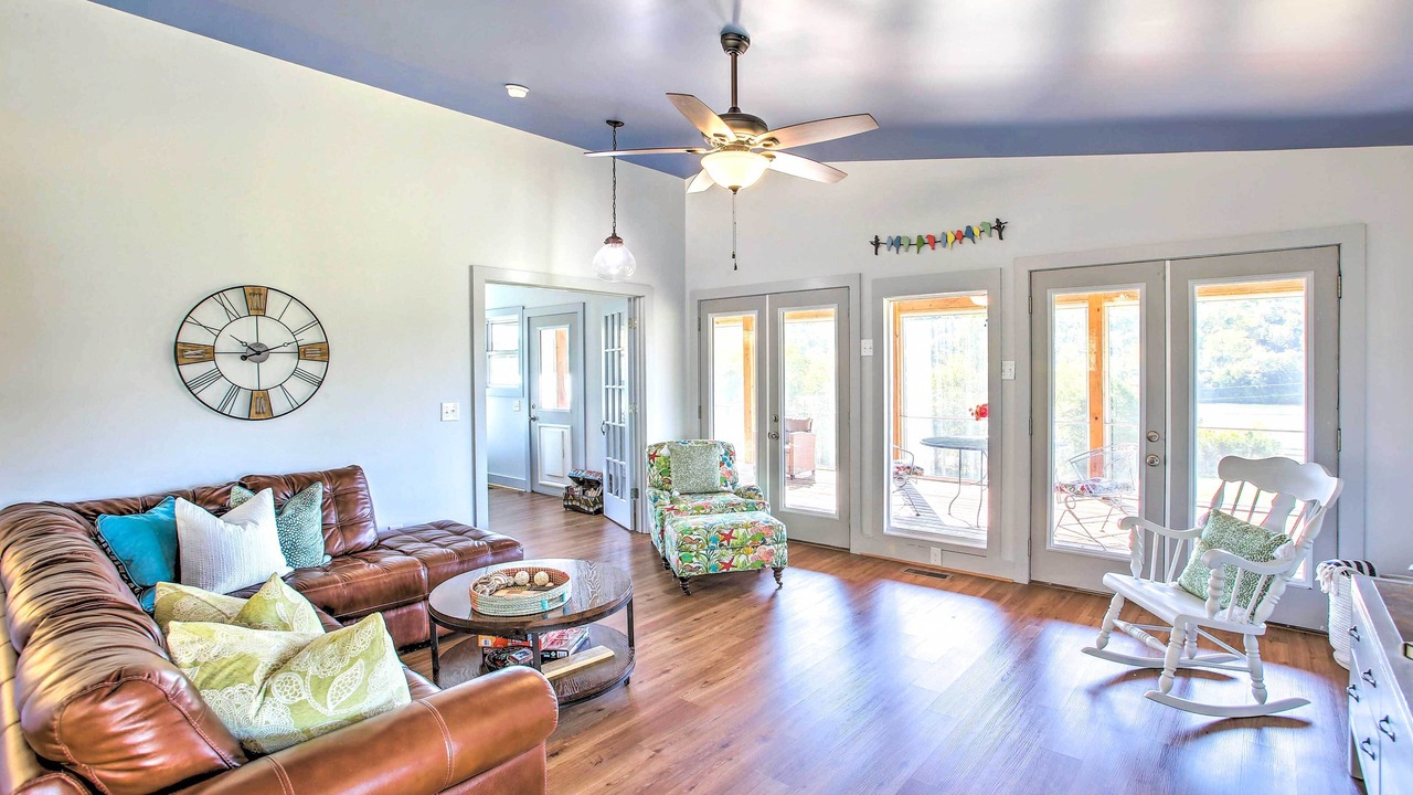 Photo of Livingroom in Granville