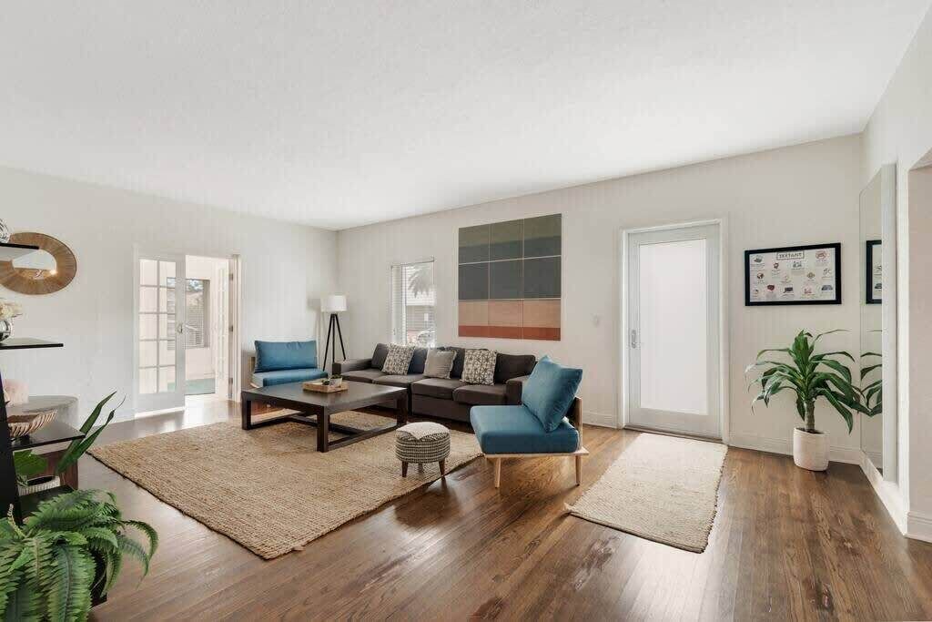 Photo of Bedroom in Midtown