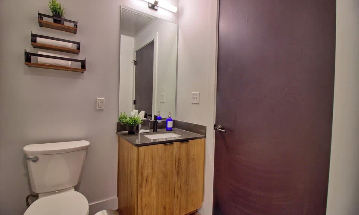 Photo of Bathroom in Midtown