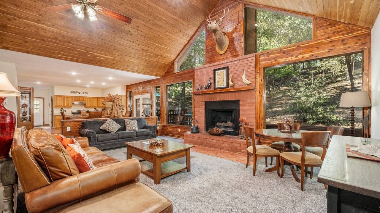 Photo of Bedroom in Mid America