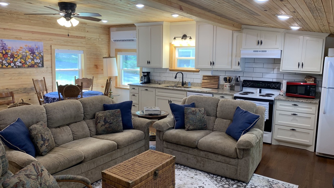 Photo of Livingroom in Perryville