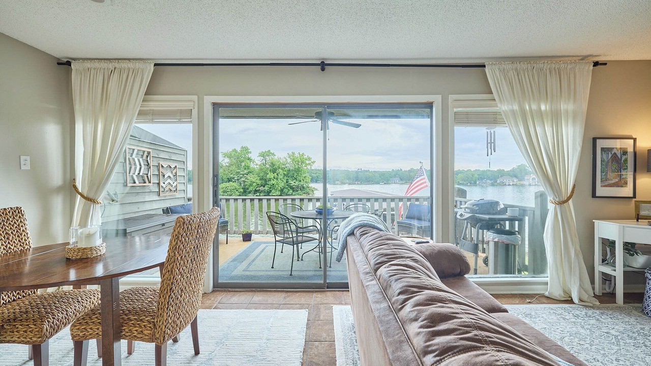 Photo of Livingroom in Hot Springs