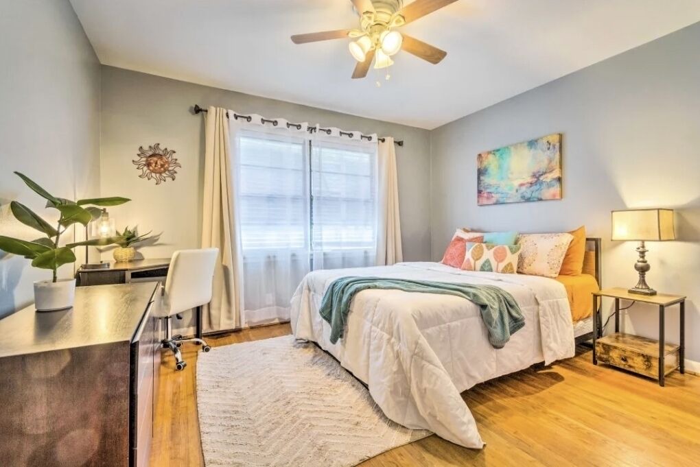 Photo of Bedroom in Midtown