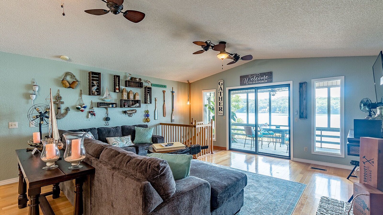 Photo of Livingroom in Bella Vista
