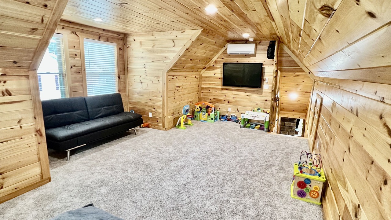 Photo of Bedroom in Kodak