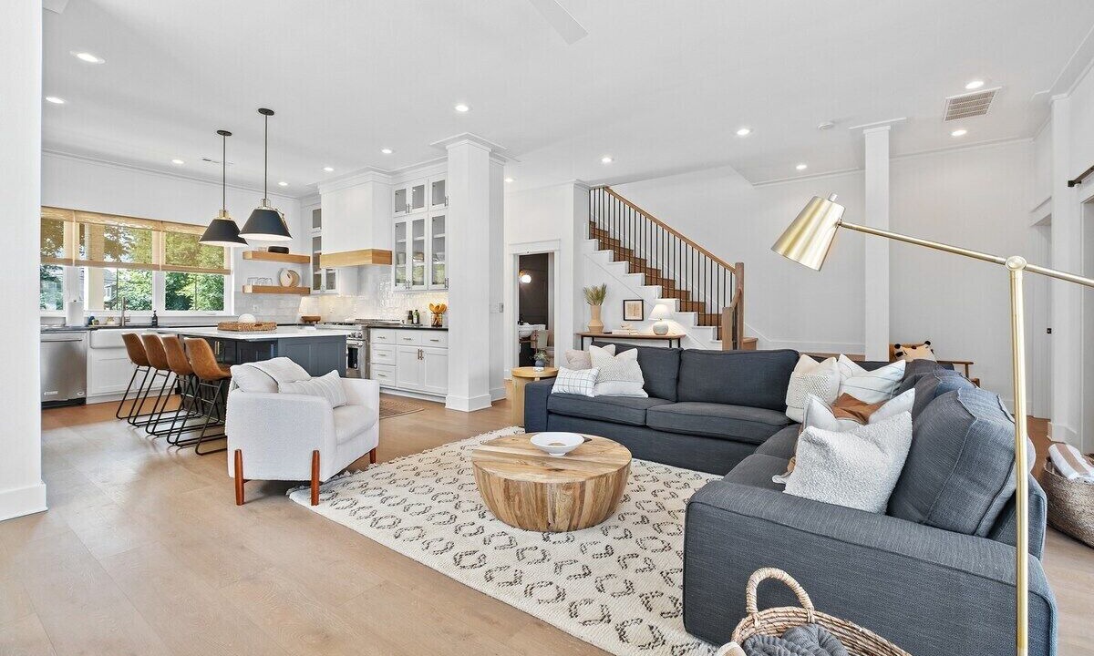 Photo of Livingroom in Downtown