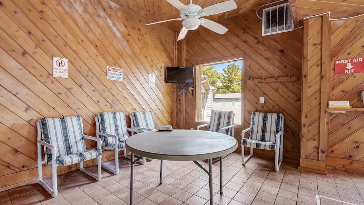 Photo of Outdoor in Lake Delton