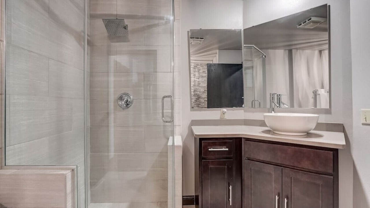 Photo of Bathroom in Lake Delton