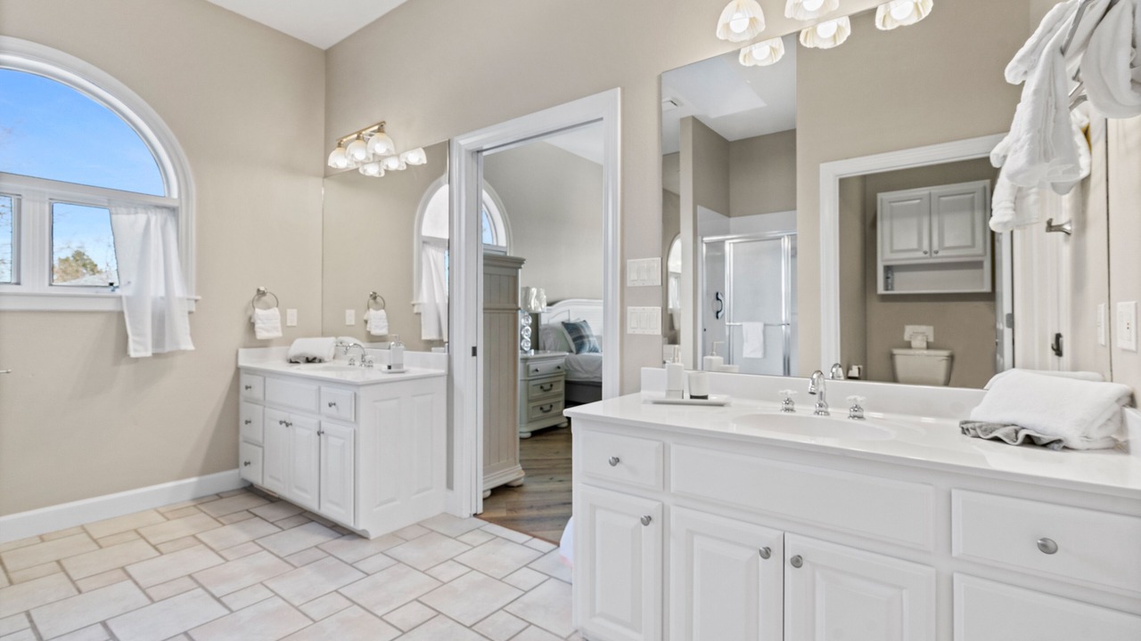 Photo of Bathroom in Hot Springs Village