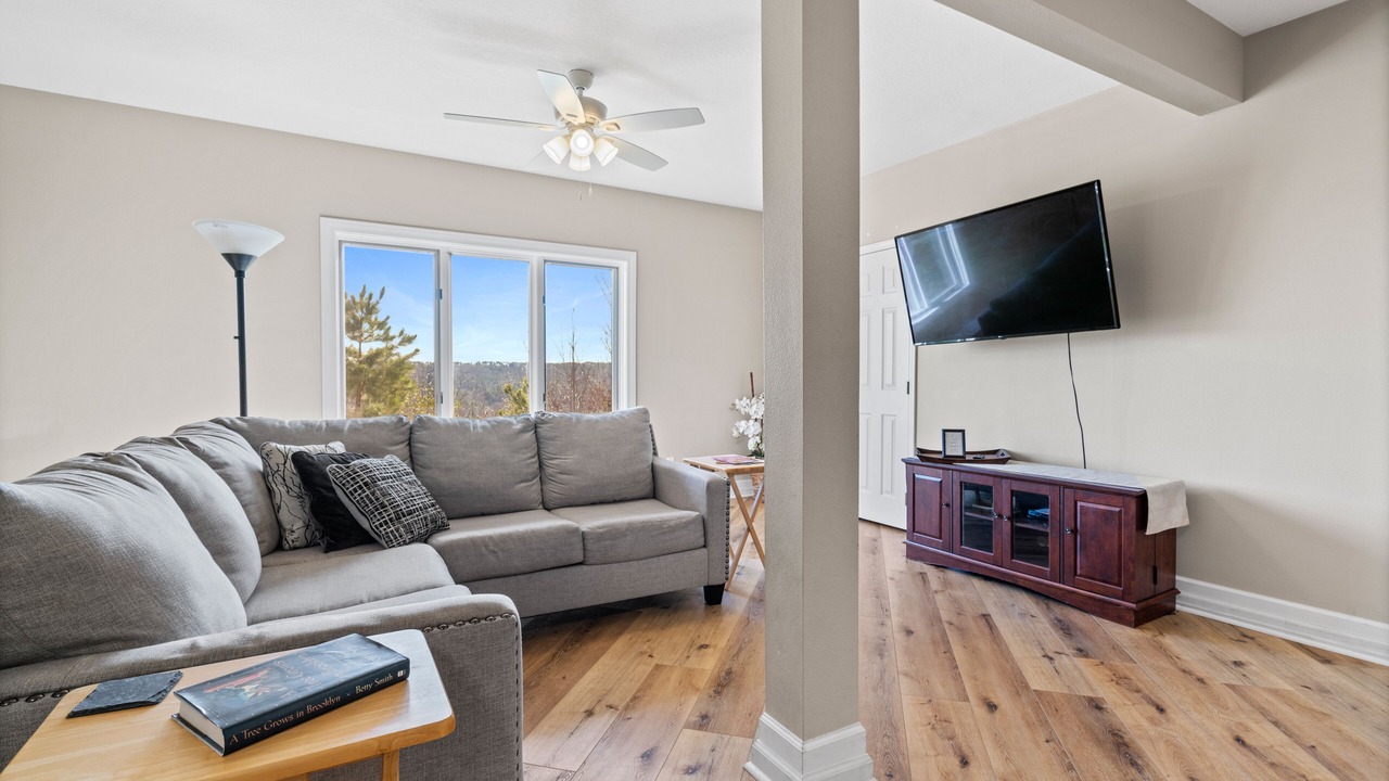Photo of Livingroom in Hot Springs Village