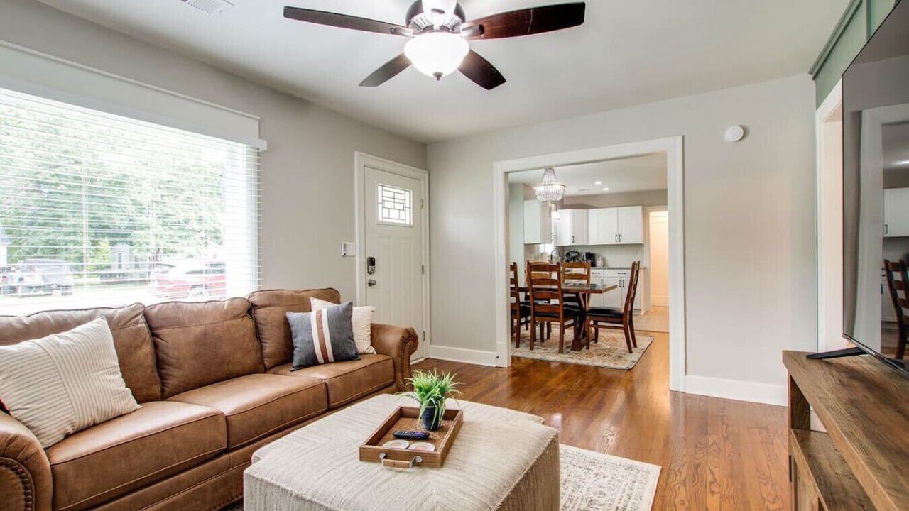 Photo of Livingroom in Murfreesboro