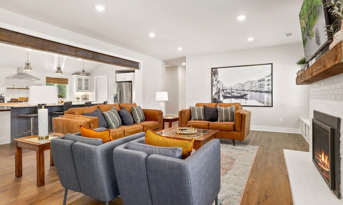 Photo of Livingroom in Springdale