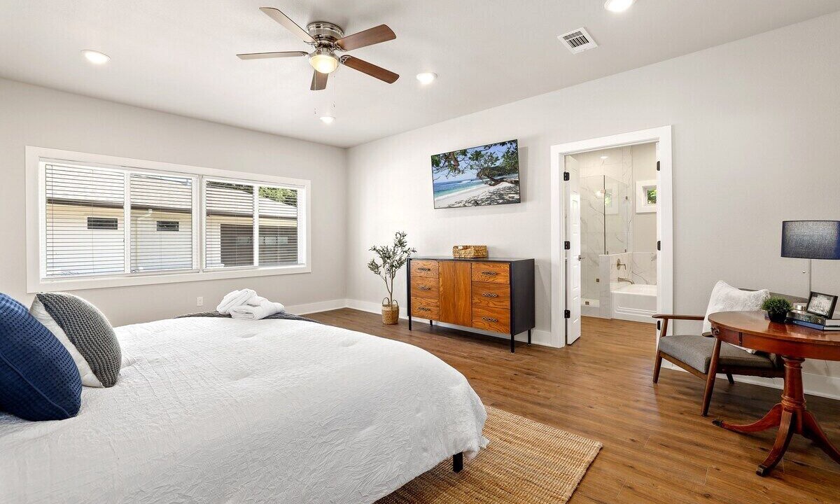 Photo of Bedroom in Springdale