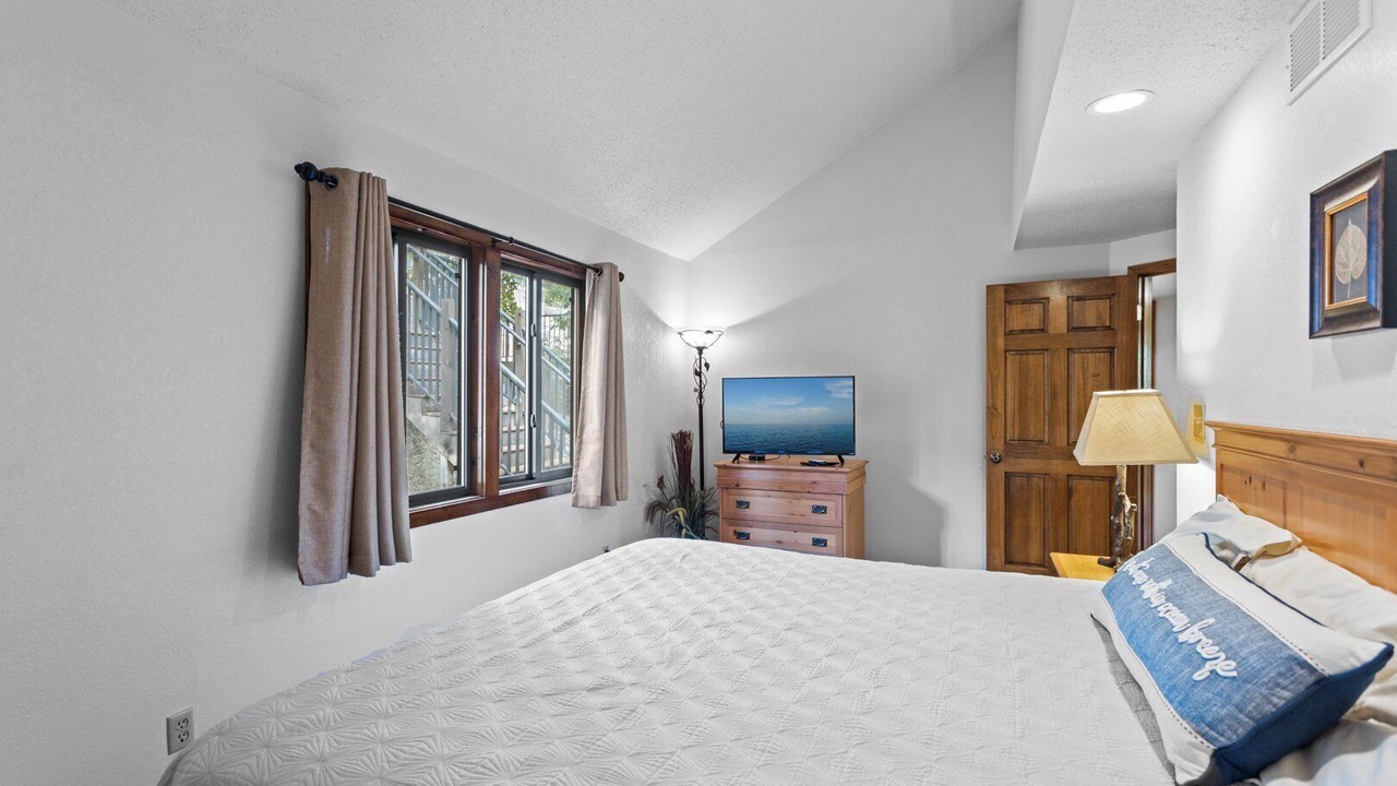Photo of Bedroom in Osage Beach