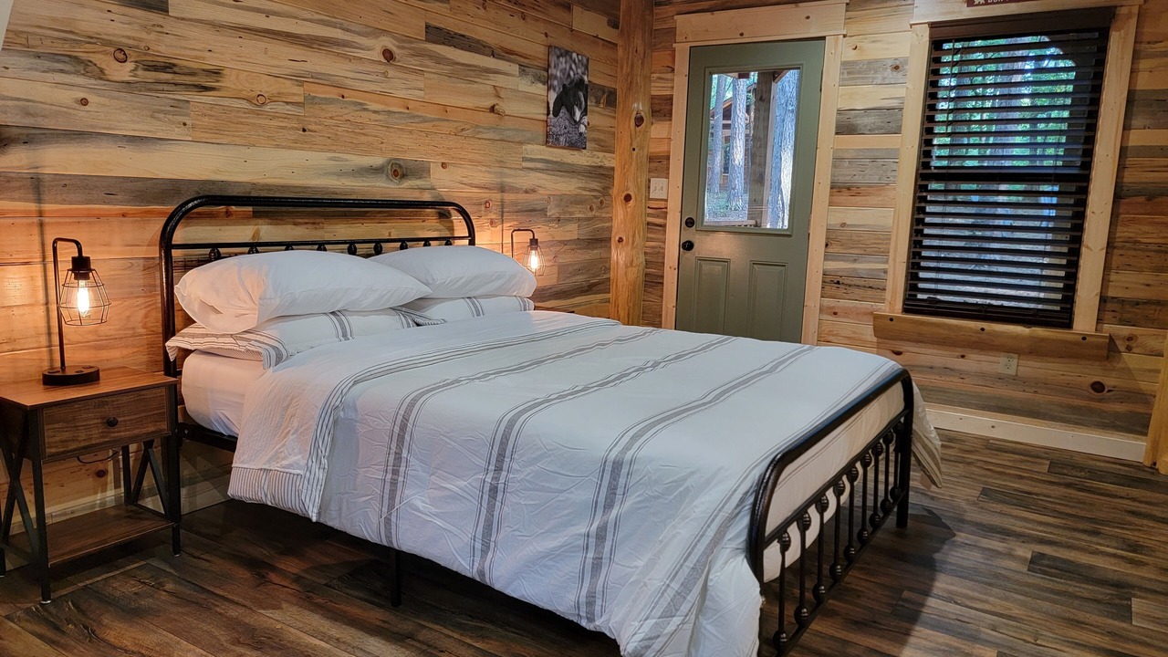 Photo of Bedroom in Board Camp