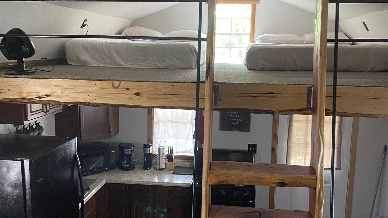 Photo of Bedroom in Eminence