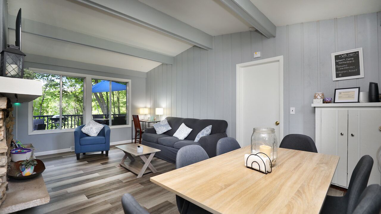 Photo of Livingroom in King