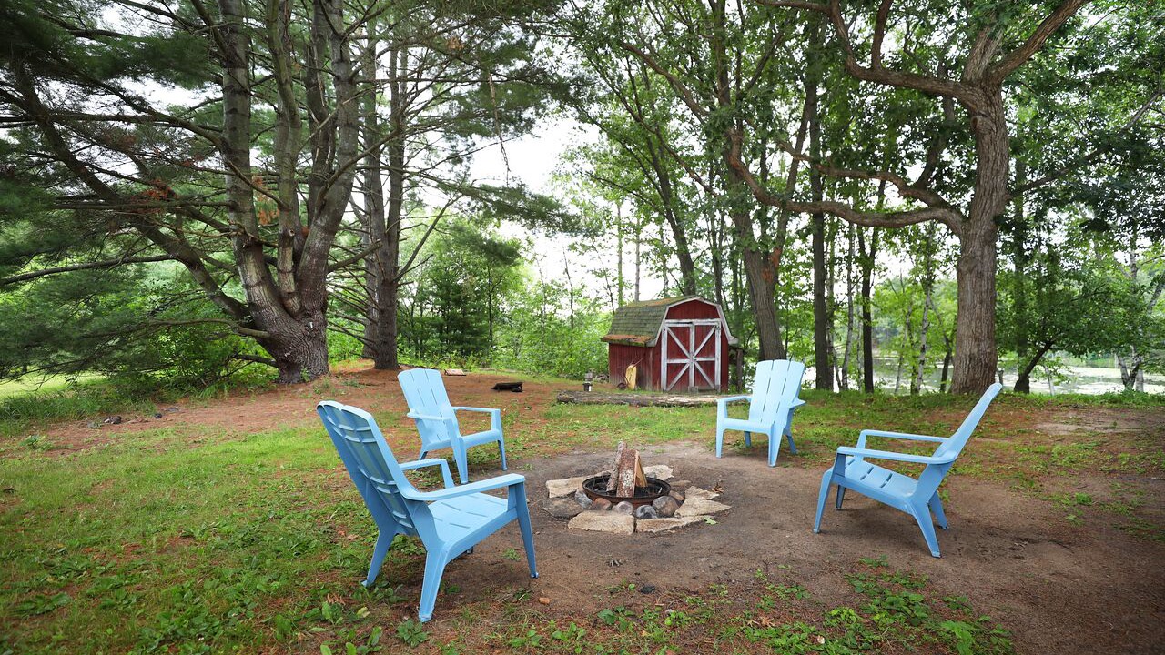 Photo of Outdoor in King