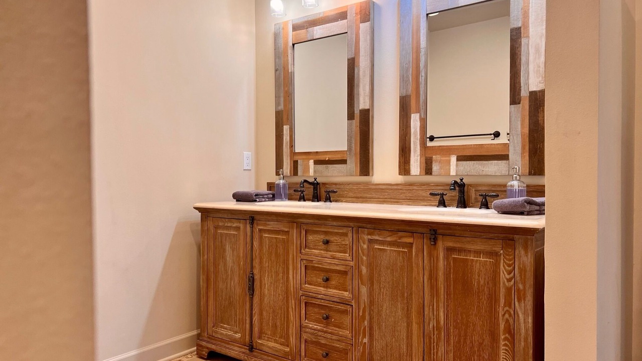 Photo of Bathroom in Lake Hamilton