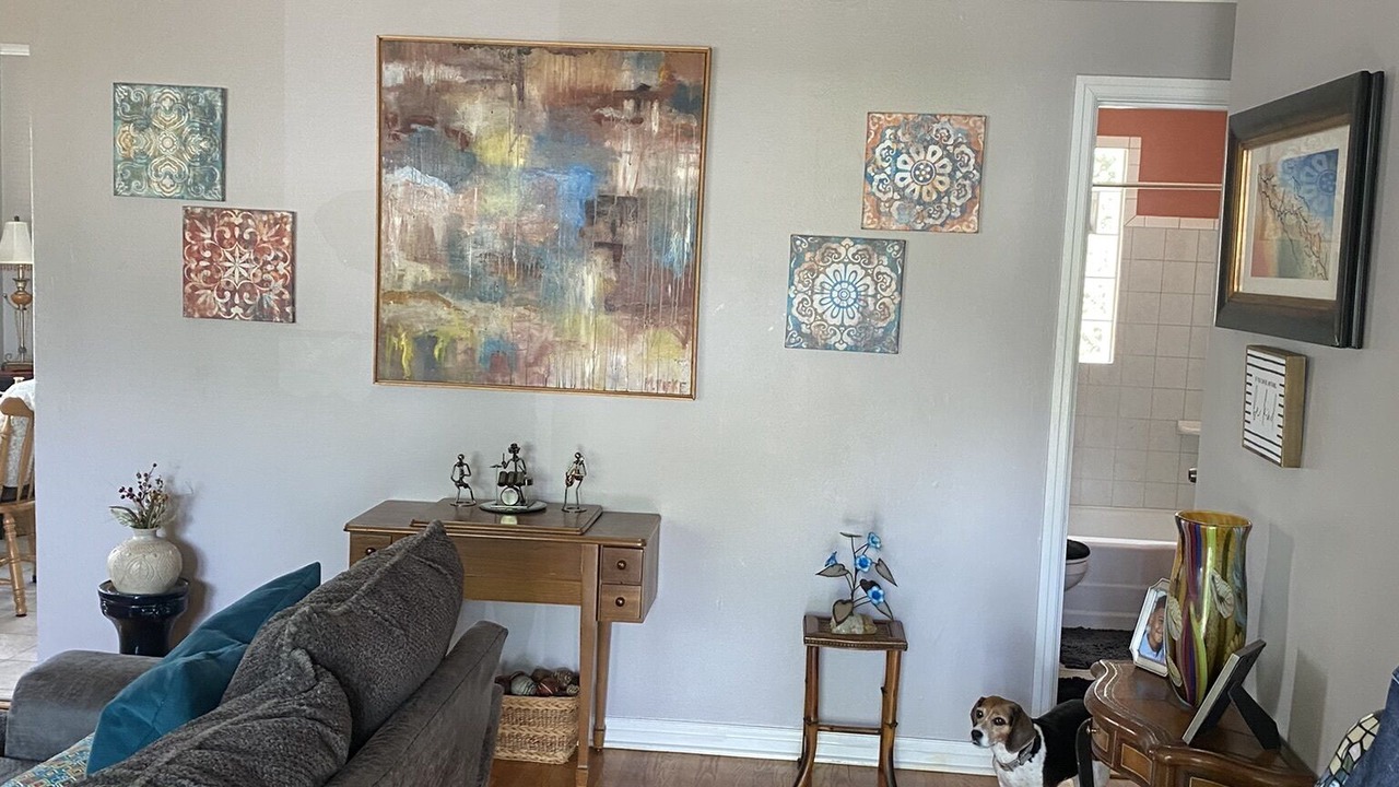 Photo of Livingroom in Northampton