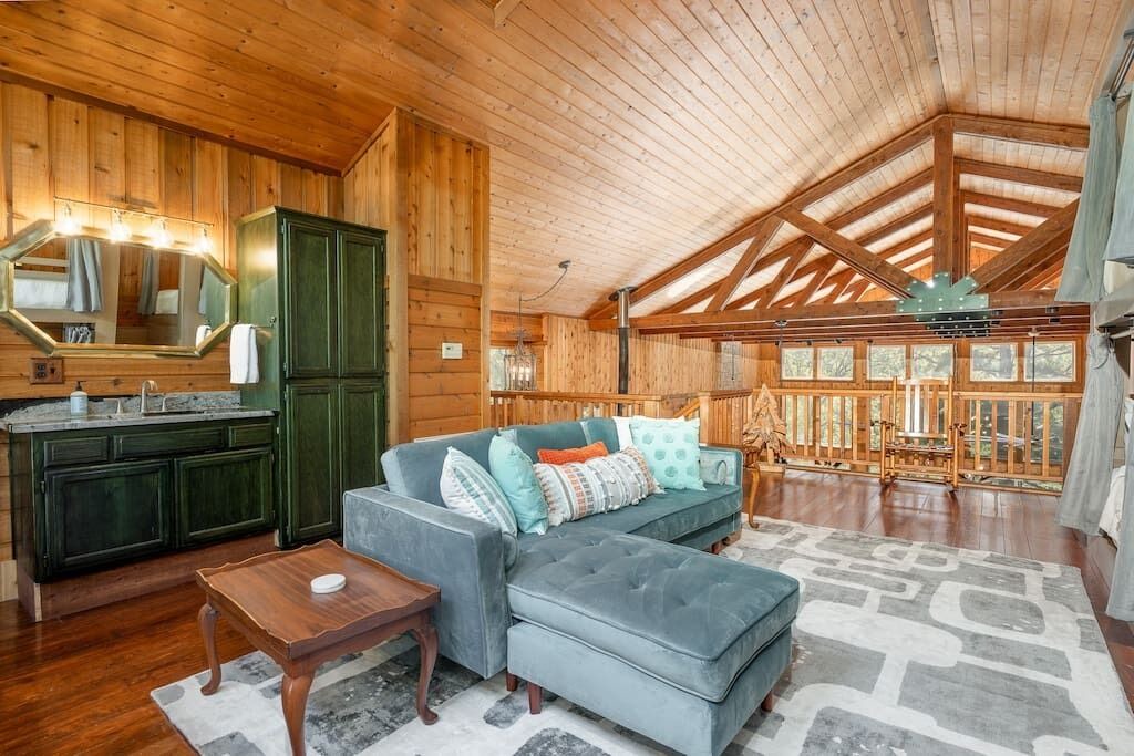 Photo of Livingroom in Rogers