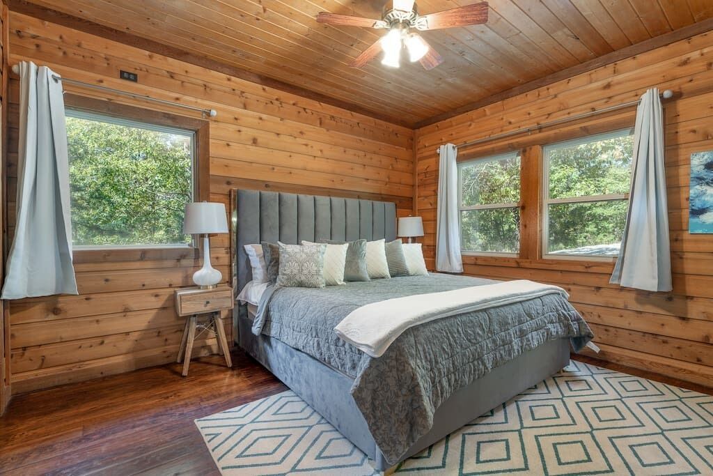Photo of Bedroom in Rogers
