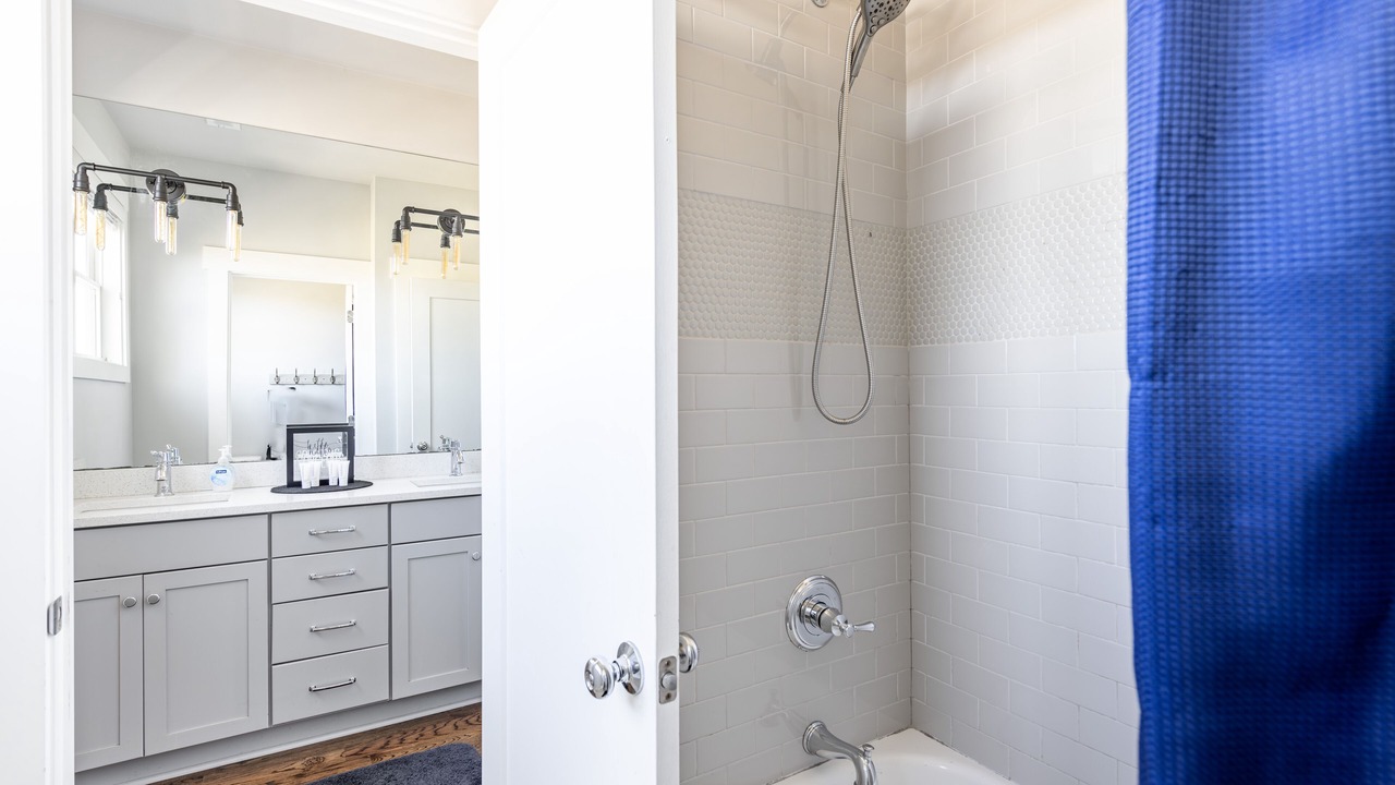 Photo of Bathroom in North Nashville